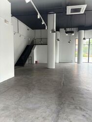 Alexandra Road (D3), Retail #544433081